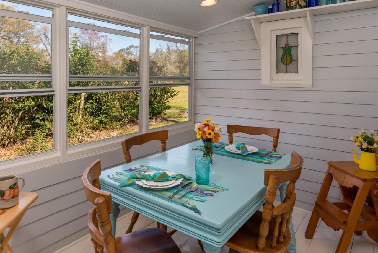 Maison D'Memoire Bed&Breakfast Cottages Rayne Exterior foto