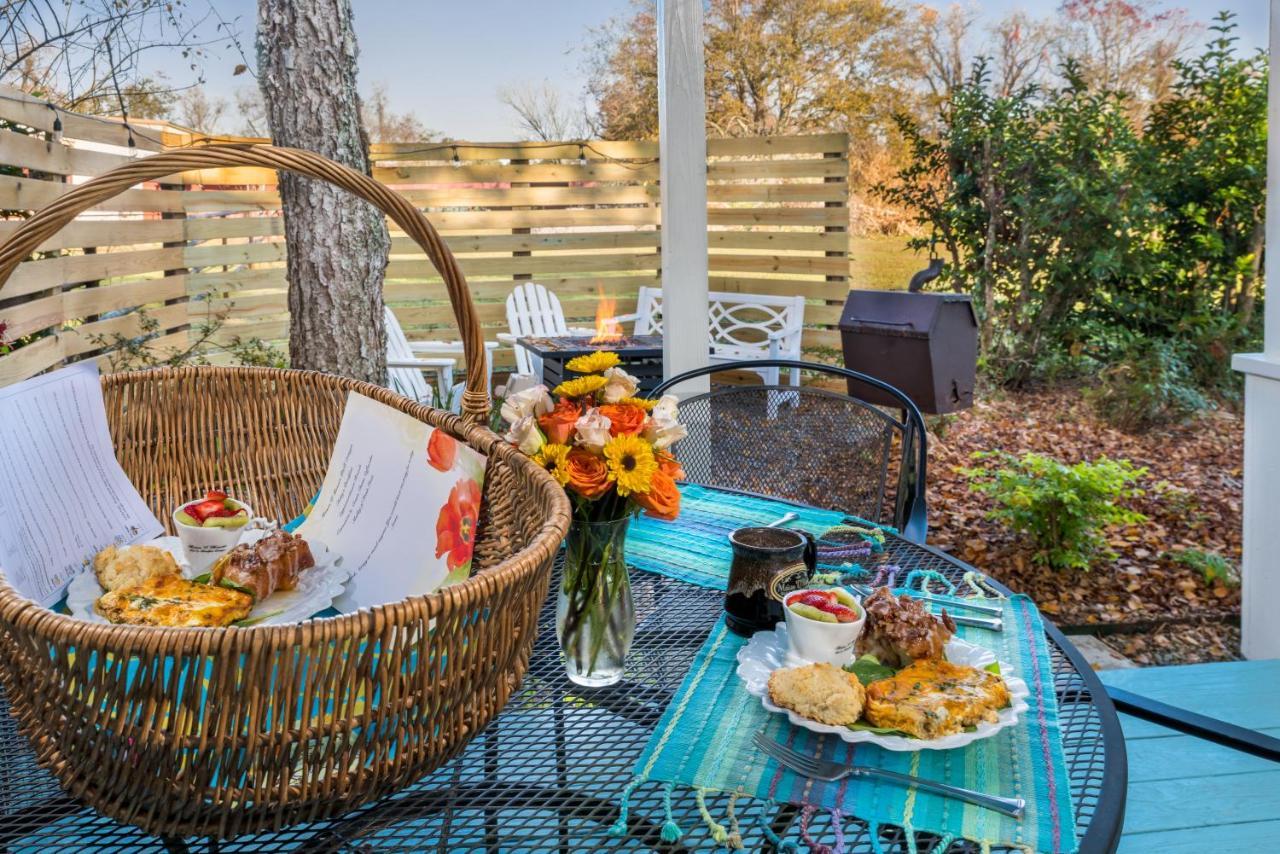 Maison D'Memoire Bed&Breakfast Cottages Rayne Exterior foto
